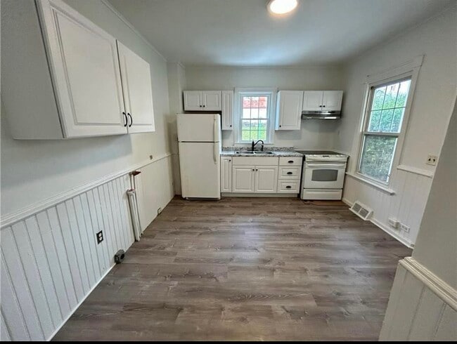 407 William St in Pen Argyl, PA - Foto de edificio - Building Photo