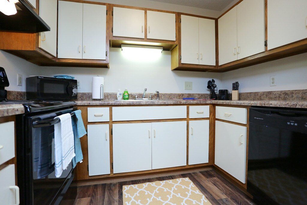 Alpine Village Apartments in Florence, AL