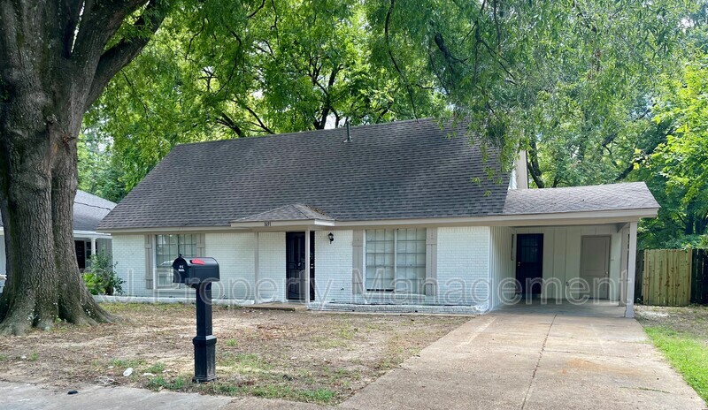 1691 Gowan Dr in Memphis, TN - Building Photo