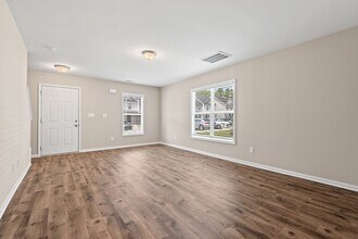 66 Longleaf Pine St in Clayton, NC - Building Photo - Building Photo