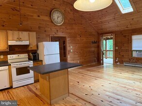 158 Green Mountain Ln in Fort Valley, VA - Building Photo - Building Photo
