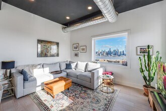 1 Lincoln Pl in Weehawken, NJ - Building Photo - Building Photo