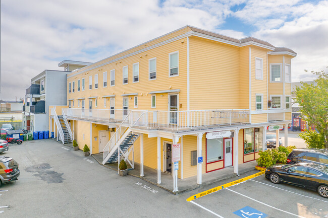 Okano Court in Richmond, BC - Building Photo - Building Photo