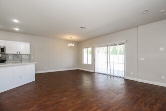 926 E Madeline Dr in Chandler, AZ - Building Photo - Building Photo