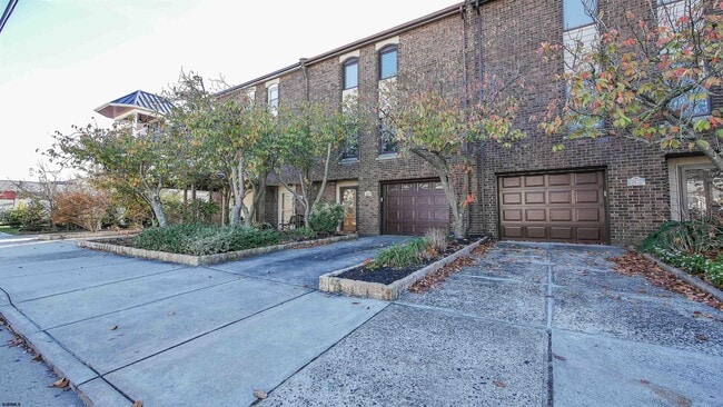 property at 22 N Washington Ave