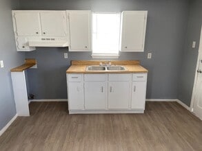 1707 E 27th St in Lubbock, TX - Building Photo - Building Photo