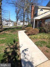 2020 Beacon Hill Dr in Southampton, PA - Building Photo - Building Photo