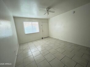 12440 N 20th St in Phoenix, AZ - Building Photo - Building Photo