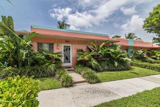 700 New York St in West Palm Beach, FL - Building Photo - Building Photo