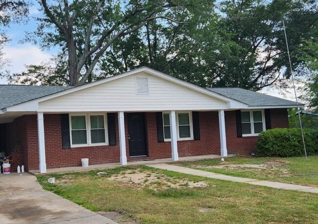 property at 5142 Delray Dr