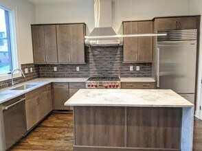 207 Taylor St in Nashville, TN - Building Photo - Building Photo