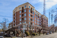 Tenley Hill in Washington, DC - Foto de edificio - Primary Photo