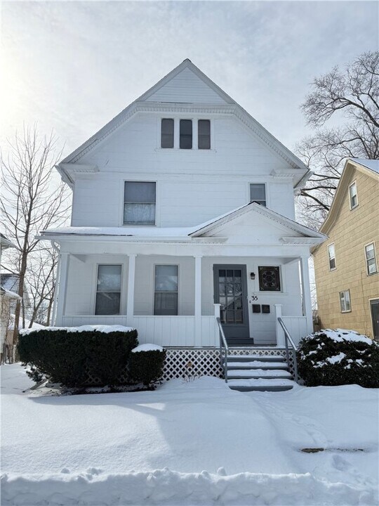 35 Cook St in Rochester, NY - Building Photo