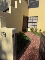 12996 SW 88th Ln in Miami, FL - Building Photo