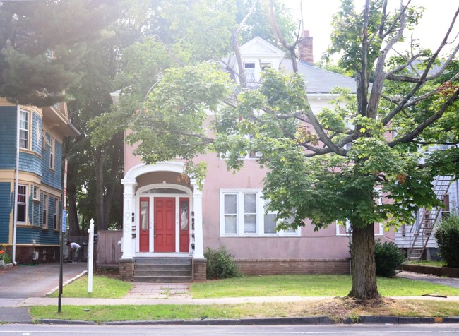 195 Sherman Ave in New Haven, CT - Building Photo - Building Photo