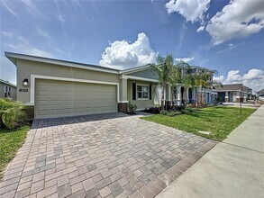 1870 Clear Sky Dr in Kissimmee, FL - Building Photo - Building Photo