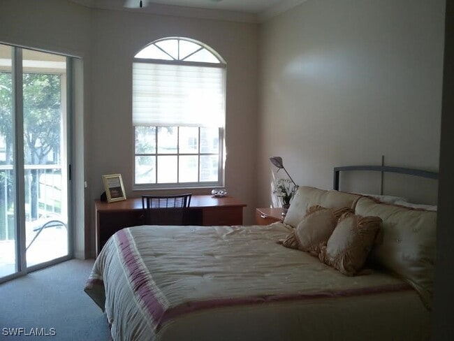 property at 900 Lambiance Cir