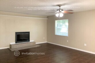 509 Lisa Ln in Brandon, FL - Building Photo - Building Photo