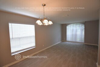 1736 Scotch Pine Dr in Brandon, FL - Building Photo - Building Photo