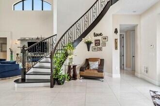 16659 Ambassador Bridge Rd in Delray Beach, FL - Foto de edificio - Building Photo