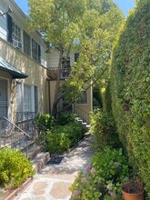 1532 S Beverly Dr, Unit 1532 in Los Angeles, CA - Building Photo - Building Photo