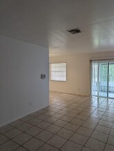 2458 Rio Pinar Lakes Blvd in Orlando, FL - Building Photo - Building Photo