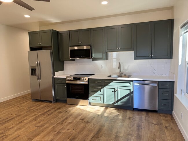 5609 Benhenry Ct in Rocklin, CA - Building Photo - Building Photo