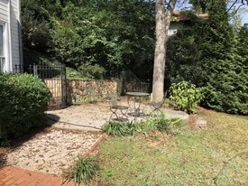 925 Thompson Bridge Rd