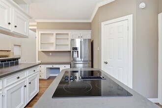 11930 Carriage Hill Dr in Houston, TX - Foto de edificio - Building Photo