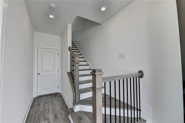 5422 Howington Ct in Buford, GA - Building Photo - Building Photo