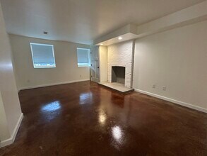 1 Ten Broeck St, Unit Lower Level in Albany, NY - Foto de edificio - Building Photo