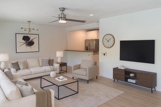 502 Calle Santa Rosa S in Palm Springs, CA - Building Photo - Building Photo