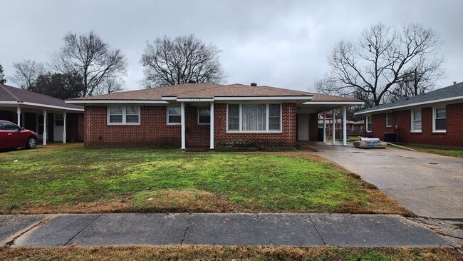 property at 3228 Sarah St