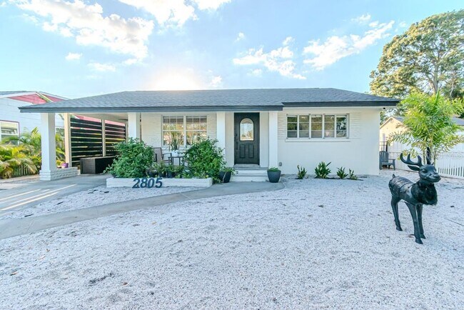 2805 Tifton St S in Gulfport, FL - Building Photo - Building Photo