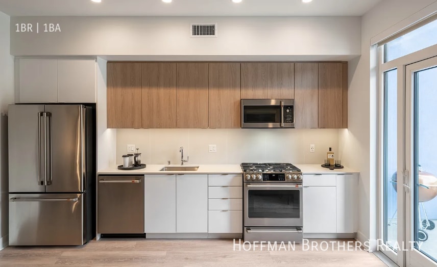 1750 Glendale Blvd in Los Angeles, CA - Building Photo