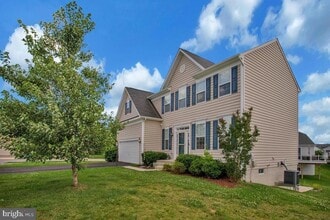 15801 Aerial View Rd in Woodbridge, VA - Building Photo - Building Photo