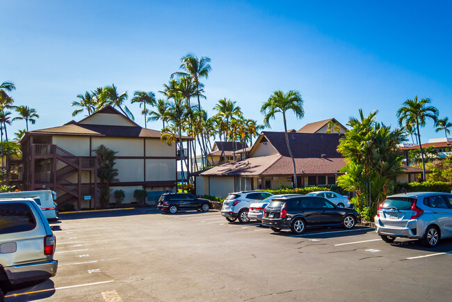 75-6100 Alii Dr in Kailua Kona, HI - Foto de edificio - Building Photo