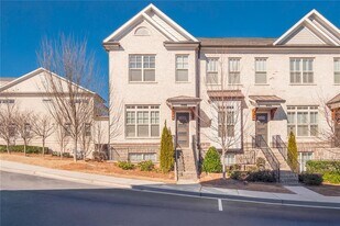 4216 Deming Cir in Sandy Springs, GA - Building Photo