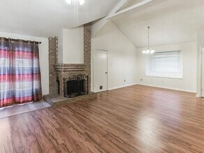 4118 Cochise Dr in Balch Springs, TX - Foto de edificio - Building Photo