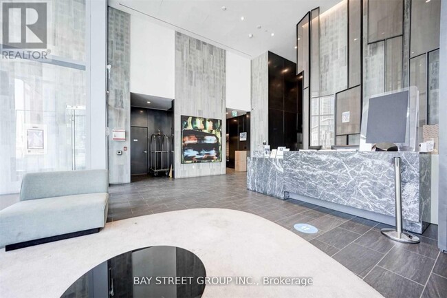27-1527 Bathurst St in Toronto, ON - Building Photo - Building Photo