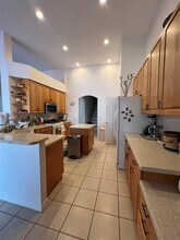 10209 Shadow Branch Dr in Tampa, FL - Building Photo - Building Photo