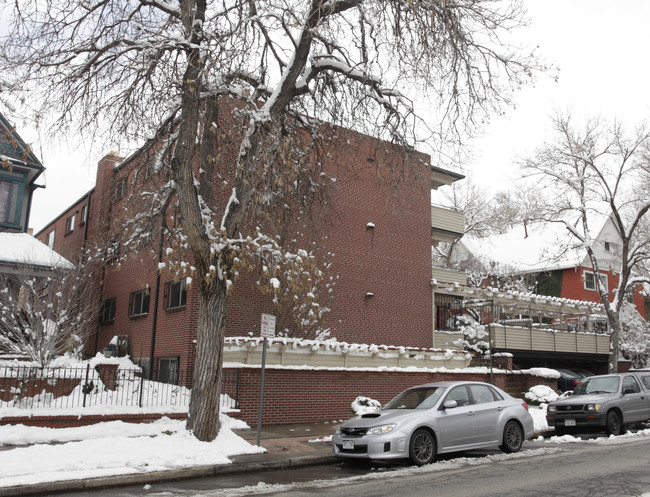 Botanic Place Apartments in Denver, CO - Building Photo - Building Photo