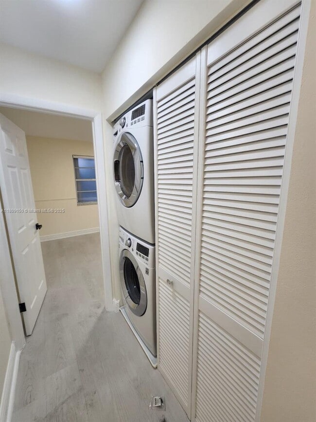 property at 200 SW 113th Ave