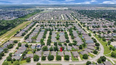 3311 Raintree Village Dr in Katy, TX - Building Photo - Building Photo