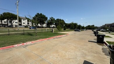 3542 Milan St in Arlington, TX - Building Photo - Building Photo