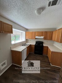 108 Caprock Dr photo'