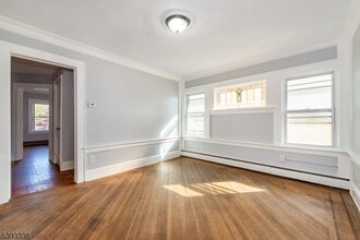 86 Watsessing Ave in Bloomfield, NJ - Building Photo - Building Photo