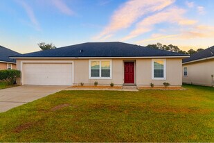 45575 Ingleham Cir in Callahan, FL - Building Photo