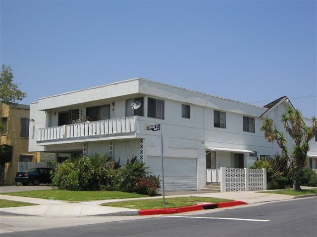 1481 Alvira St in Los Angeles, CA - Building Photo - Building Photo