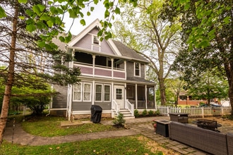 301 W High St in Anna, IL - Building Photo - Building Photo